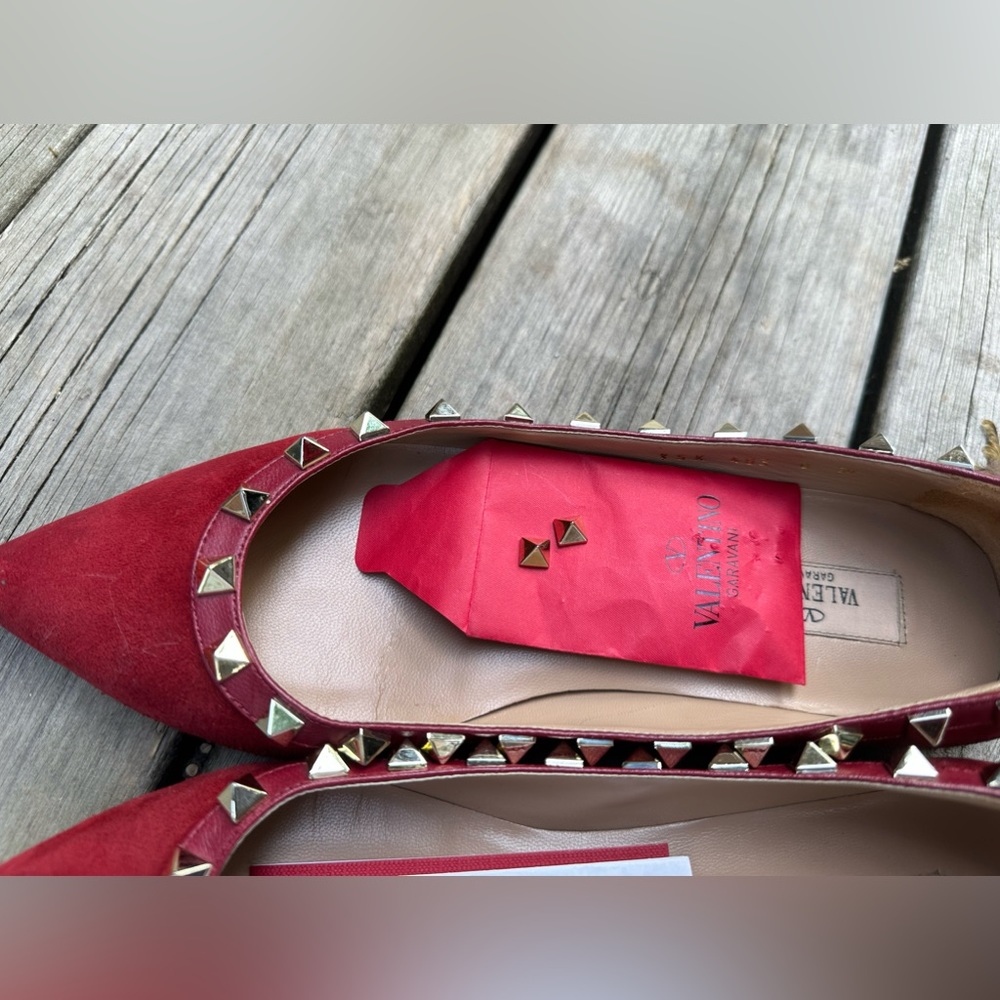 Valentiono flats size 39